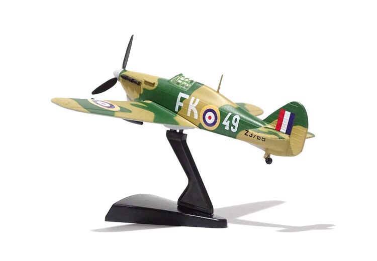 1 / 100 World War II British hurricane Mk II aircraft model Alloy aircraft model Collect ornaments 1 / 100 World War II British hurricane Mk II aircraft model Alloy aircraft model Collect ornaments