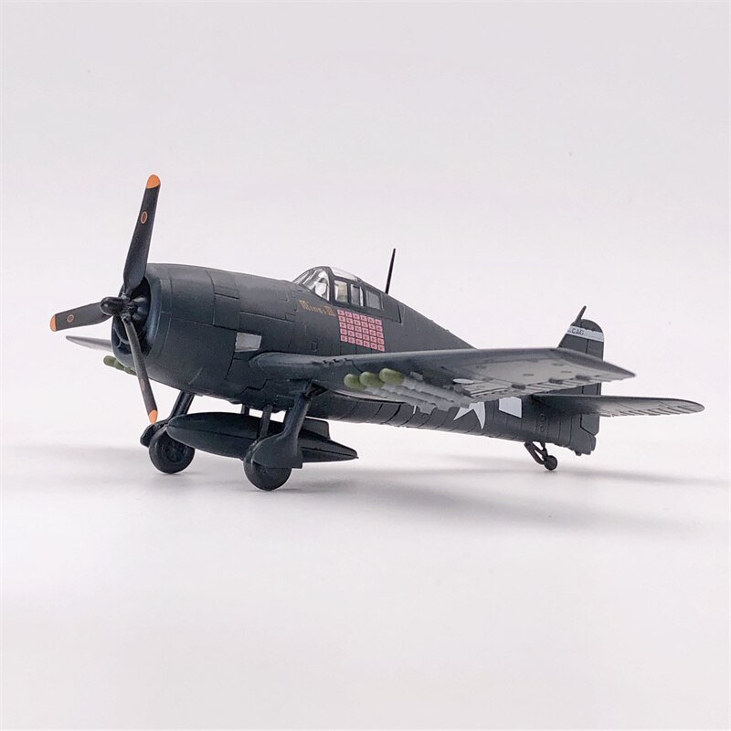 Special new products 1: 72 World War II US F6F fighter model Maccampbell driving Wright Bay naval battle