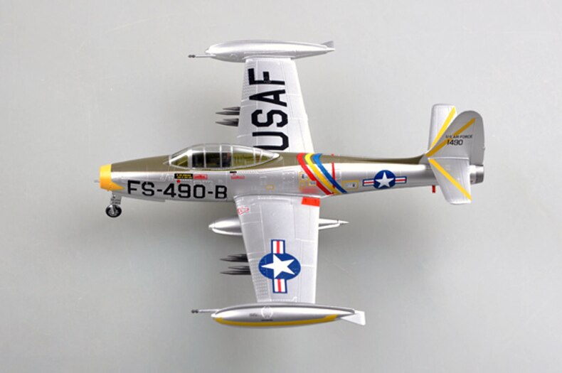 Trumpet 1:72 US Air Force F-84E lightning fighter 37105 finished product model Trumpet 1:72 US Air Force F-84E lightning fighter 37105 finished product model