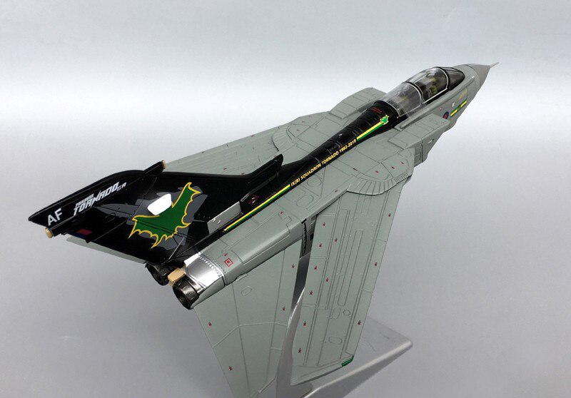 Boutique 1/72 British gr.4 fighter zg775 Decommissioning painting AA33620 Variable swept wing Boutique 1/72 British gr.4 fighter zg775 Decommissioning painting AA33620 Variable swept wing