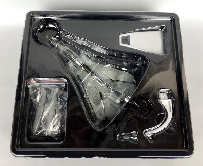 Boutique 1/72 British gr.4 fighter zg775 Decommissioning painting AA33620 Variable swept wing Boutique 1/72 British gr.4 fighter zg775 Decommissioning painting AA33620 Variable swept wing