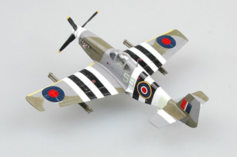 Trumpet 1:72 36356 World War II P51B fighter model