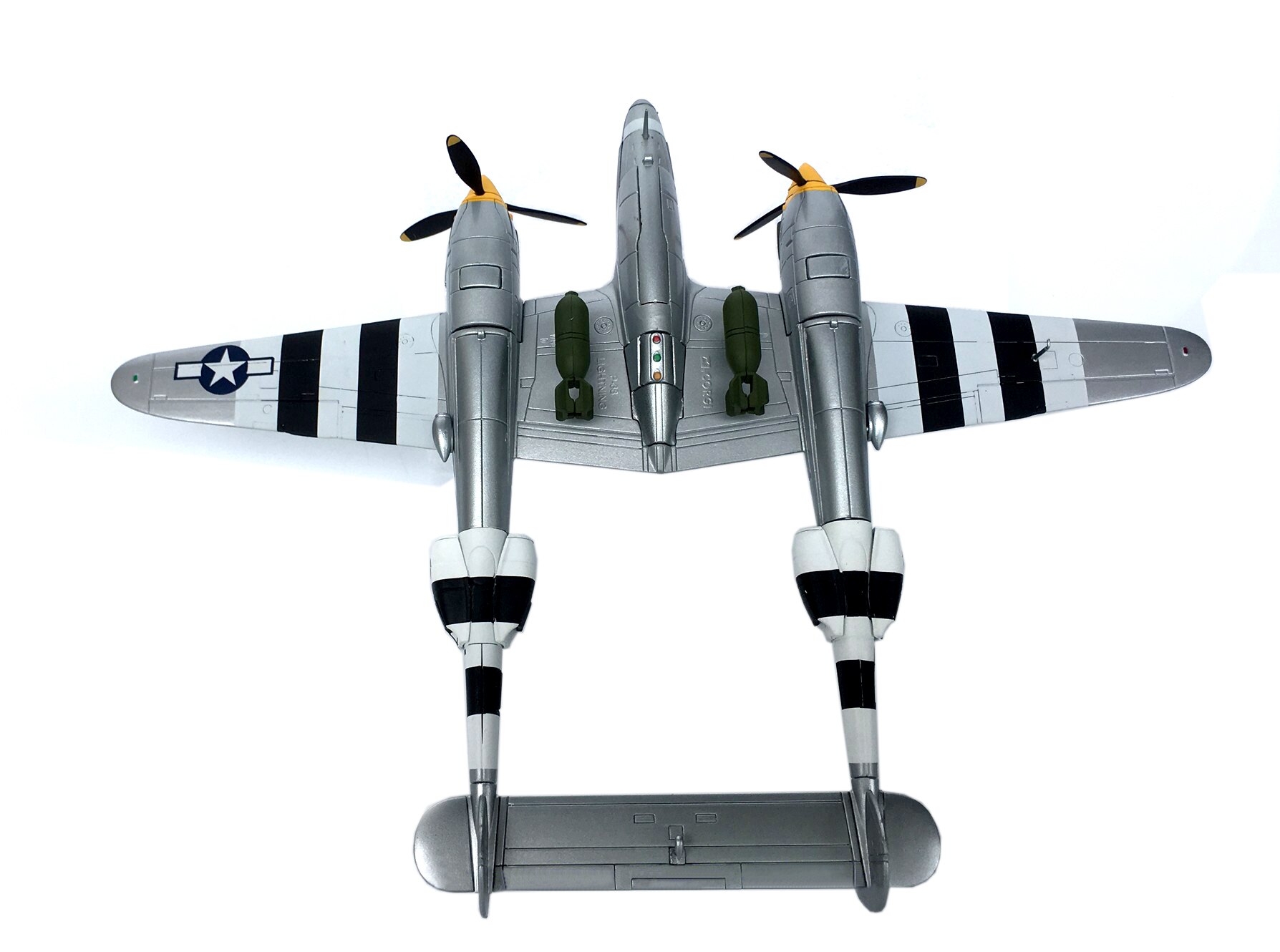 Fine 1 / 72 World War II US p-38g fighter model Aa36616 alloy model