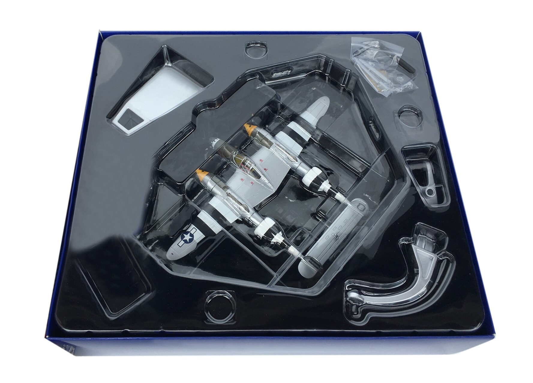 Fine 1 / 72 World War II US p-38g fighter model Aa36616 alloy model