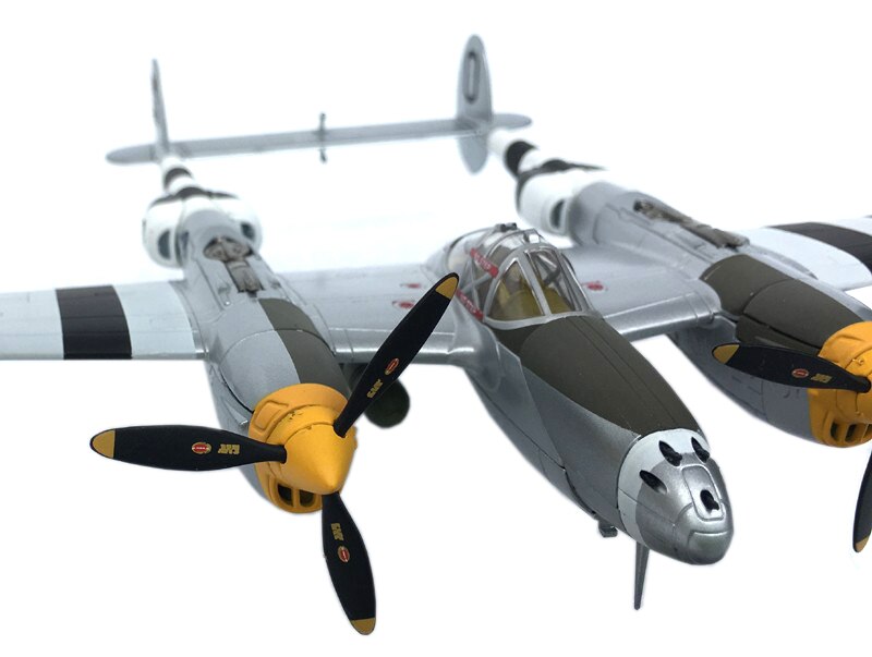 Fine 1 / 72 World War II US p-38g fighter model Aa36616 alloy model
