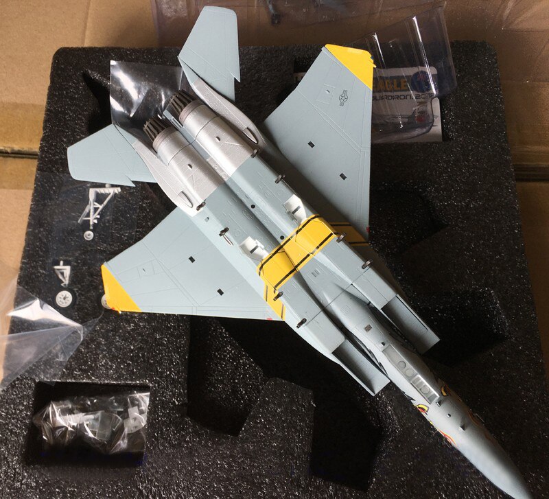 Fine 1 / 72 USAF f-15c fighter Griffins, 75th anniversary painting of 84-0004 squadron 144th FW Alloy collection model