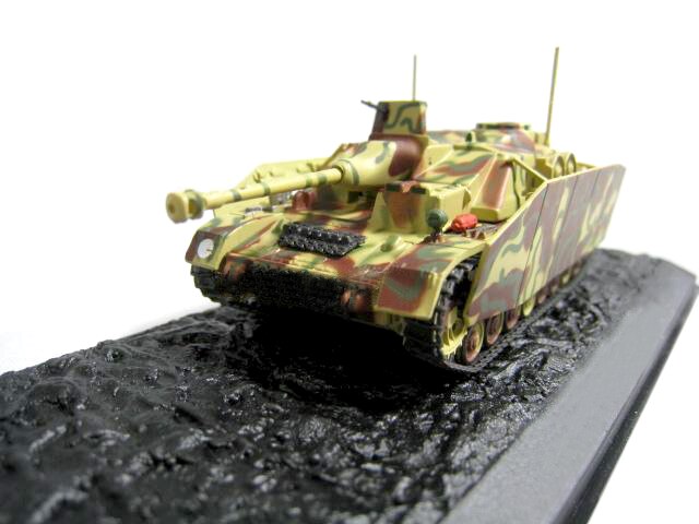 Rare 1 / 72 German assault tank No. 4 Hg 1944 Alloy finished product model