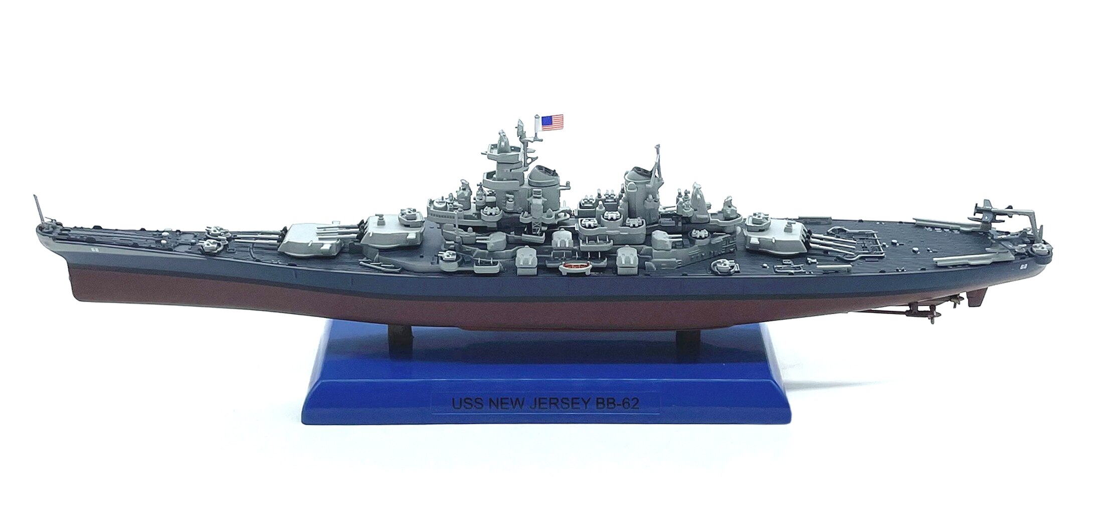 1: 1000 World War II USS New Jersey bb-62 Alloy finished product model Simulated pendulum