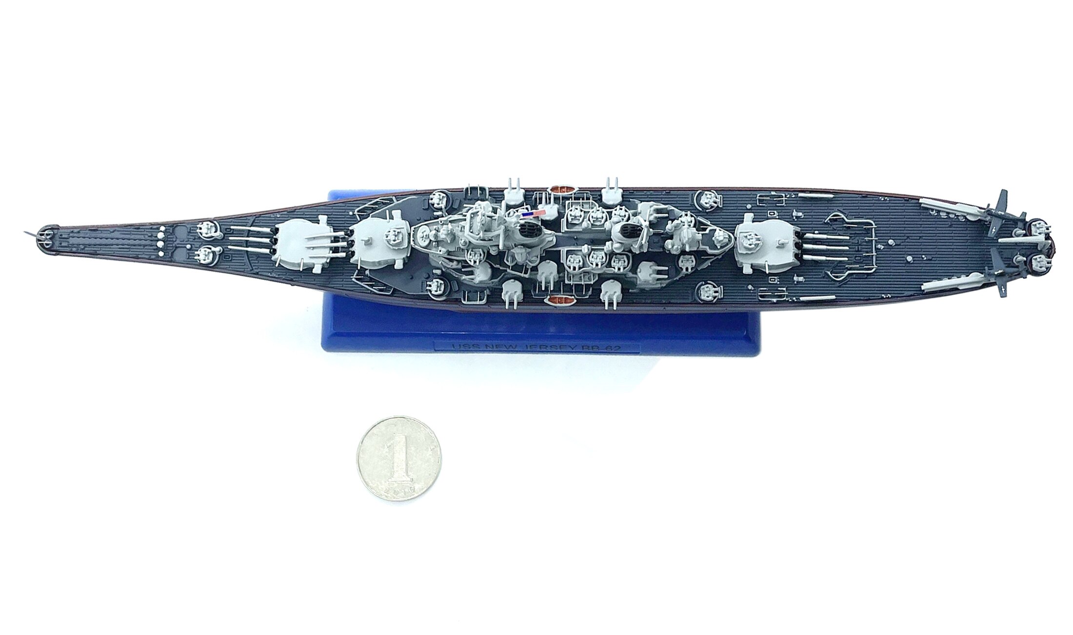 1: 1000 World War II USS New Jersey bb-62 Alloy finished product model Simulated pendulum