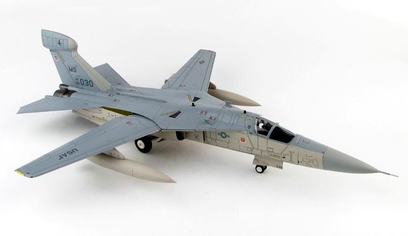 Fine 1 / 72 ha3022 USAF ef-111a EW aircraft Desert Storm operation Finished product collection model Fine 1 / 72 ha3022 USAF ef-111a EW aircraft Desert Storm operation Finished product collection model
