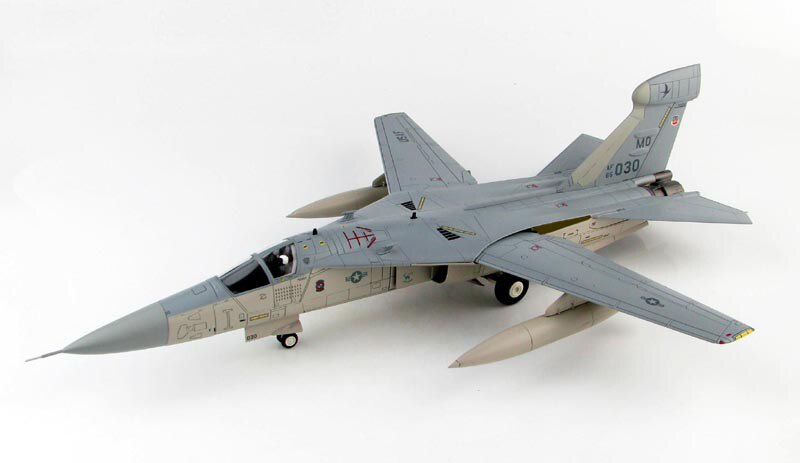 Fine 1 / 72 ha3022 USAF ef-111a EW aircraft Desert Storm operation Finished product collection model Fine 1 / 72 ha3022 USAF ef-111a EW aircraft Desert Storm operation Finished product collection model