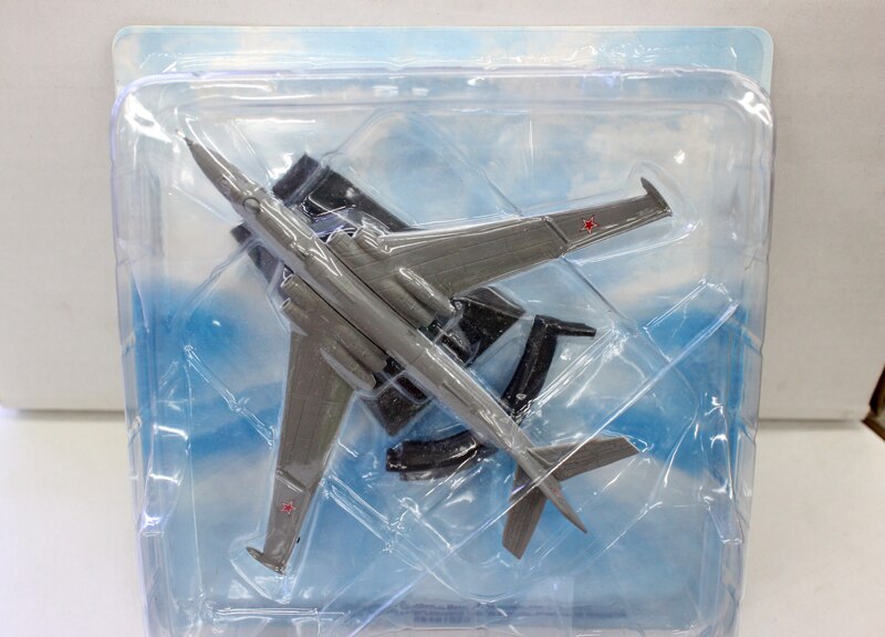 Model alloy aircraft model of Russian 3 M bomber Collection model scale alloy models plane complete bombing plane bomb carrier