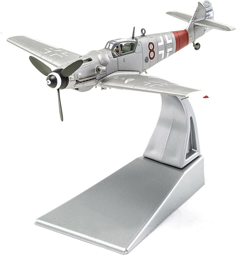 1 / 72 German BF109 G-6 fighter Mosquito Hunter Alloy collection model aa27107 1 / 72 German BF109 G-6 fighter Mosquito Hunter Alloy collection model aa27107