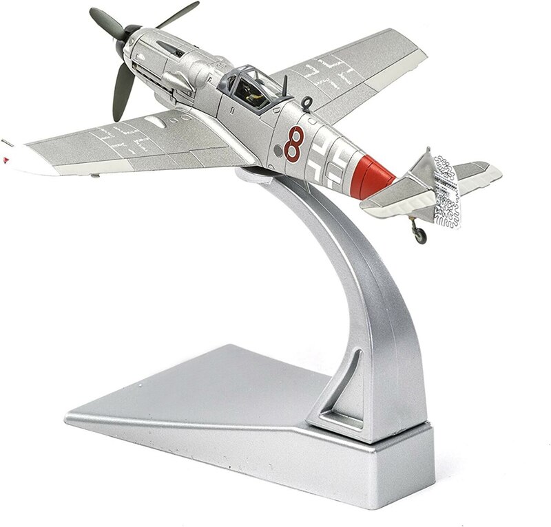 1 / 72 German BF109 G-6 fighter Mosquito Hunter Alloy collection model aa27107 1 / 72 German BF109 G-6 fighter Mosquito Hunter Alloy collection model aa27107