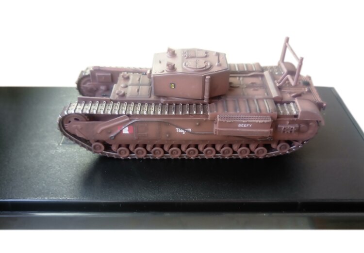 Out of print 60419 1 / 72 Churchill mk.iii, tank model Dieppe, northern France 1942 Collection model