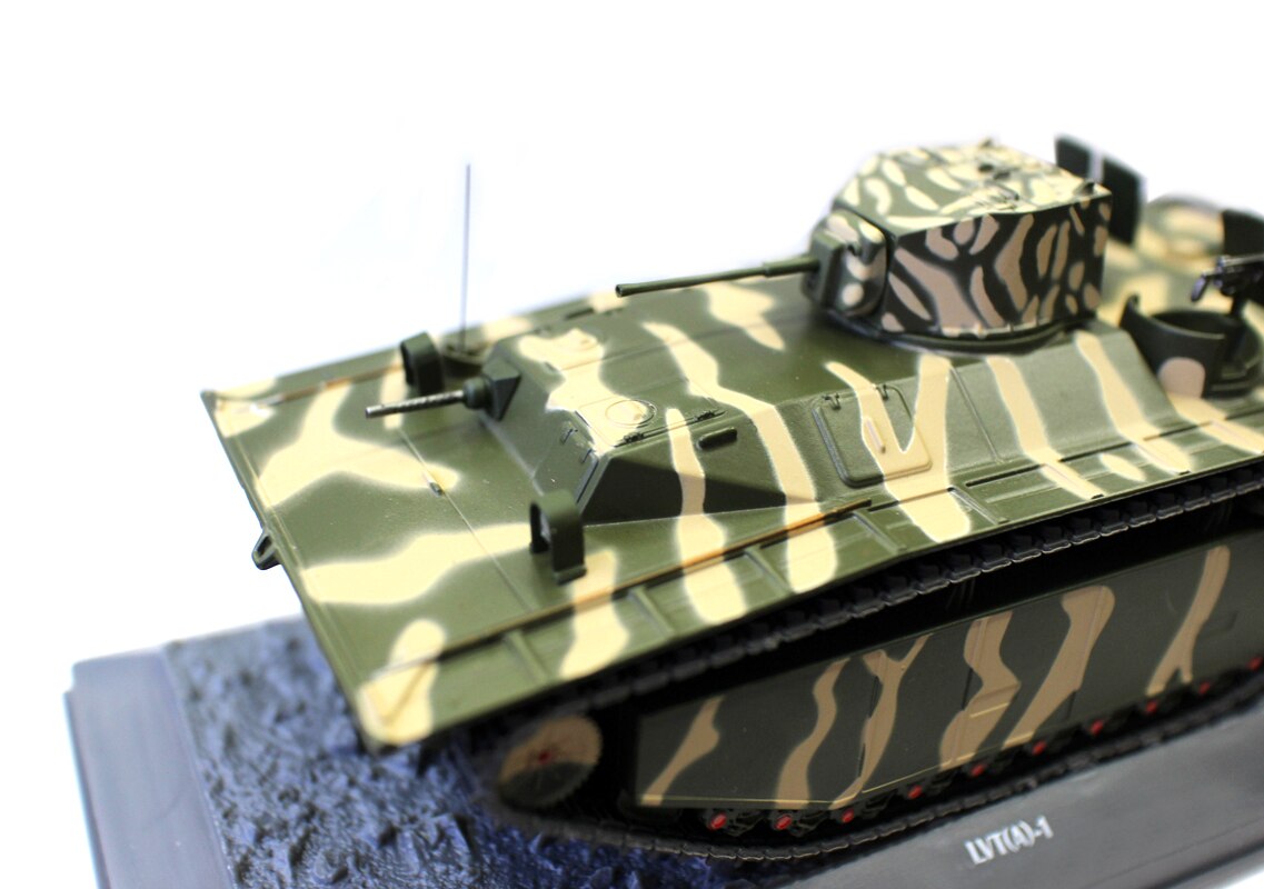 Rare 1 / 43 LVT (a) - 1 Peleliu 1944 World War II Armored amphibious vehicle Alloy collection model
