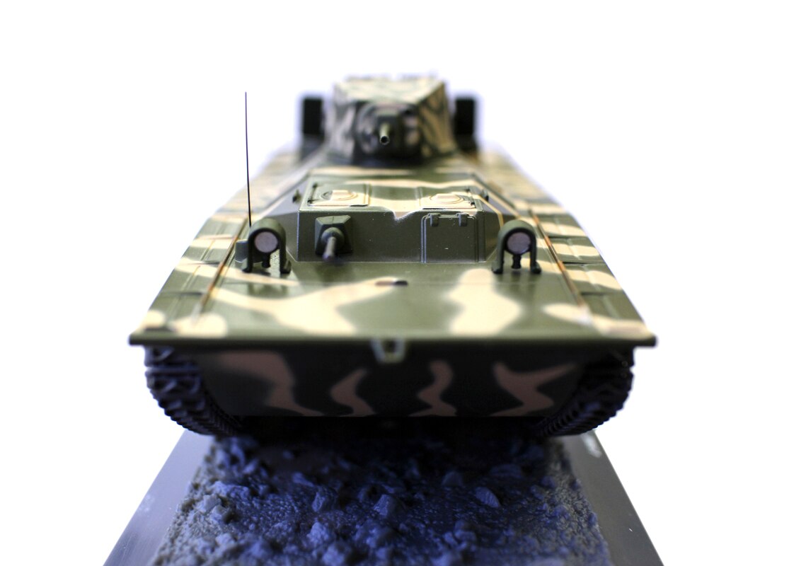 Rare 1 / 43 LVT (a) - 1 Peleliu 1944 World War II Armored amphibious vehicle Alloy collection model