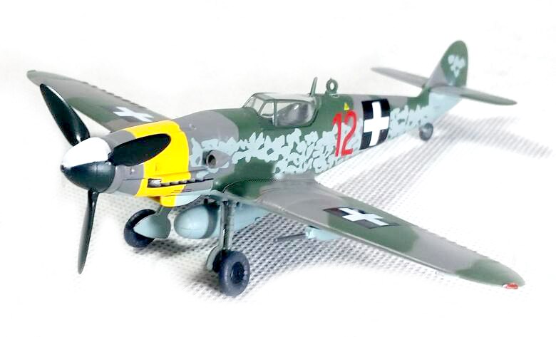 Trumpeter 1/72 World War II Hungarian air force bf-109g-10 fighter 37204 finished product model Trumpeter 1/72 World War II Hungarian air force bf-109g-10 fighter 37204 finished product model