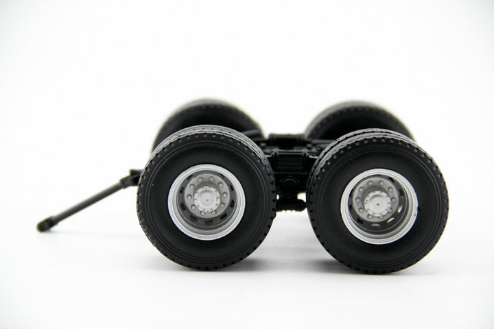 1:24 Rear wheel assembly of truck Truck conversion parts DIY material