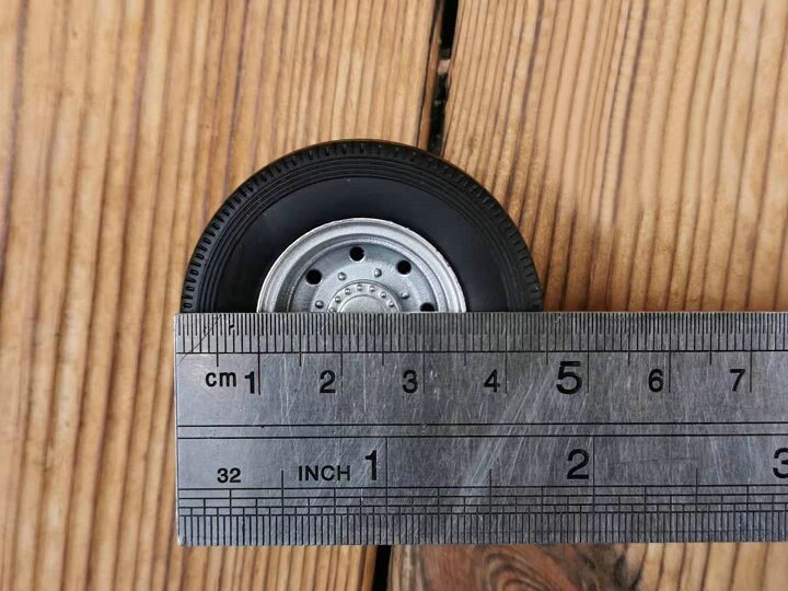 1:24 Rear wheel assembly of truck Truck conversion parts DIY material