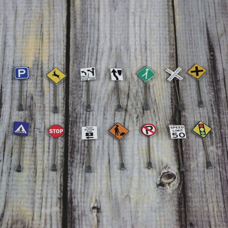 Miniaturization model 1：87 Traffic sign model Ho ratio Building materials for train sand table Hand made DIY materials