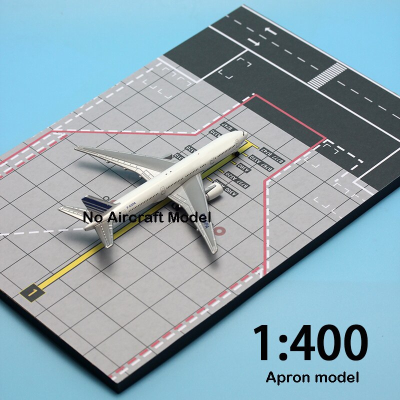 miniature 1:400 Airliner parking space Airstrip Scene background Simulated Airport Model Arrangement 20*30cm