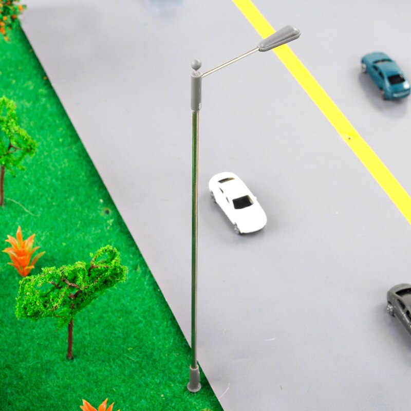 miniature Metal Street Lamp It can emit light. 1:75-1:300 4-14 cm high Architectural Sandpan Landscape Street Lamp