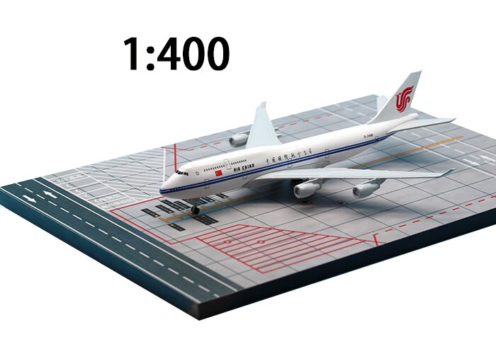 1: 400 passenger aircraft apron Airport Applicable to B747 / 777 / 787 A350 / 330 / 380 Scene display platform 20*30cm 1: 400 passenger aircraft apron Airport Applicable to B747 / 777 / 787 A350 / 330 / 380 Scene display platform 20*30cm