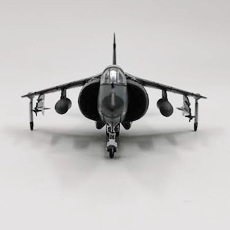 Air model Airbus 1/72 scale simulation UK UK 1982 BAE Sea Har FRS MK I aircraft military fighter aircraft model display gift