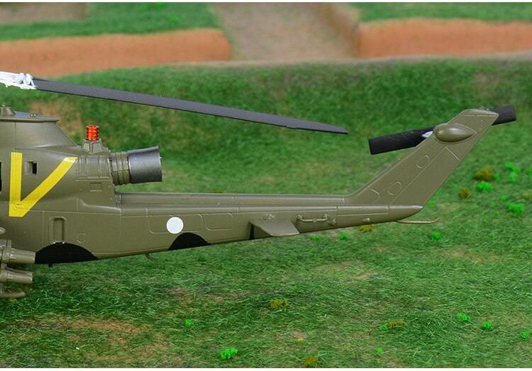 1/72 Scale Israel AH-1S Cobra Helicopter Fighter Model Aircraft Airplane Toys Adult Kids Children plane Gifts for Display Show 1/72 Scale Israel AH-1S Cobra Helicopter Fighter Model Aircraft Airplane Toys Adult Kids Children plane Gifts for Display Show