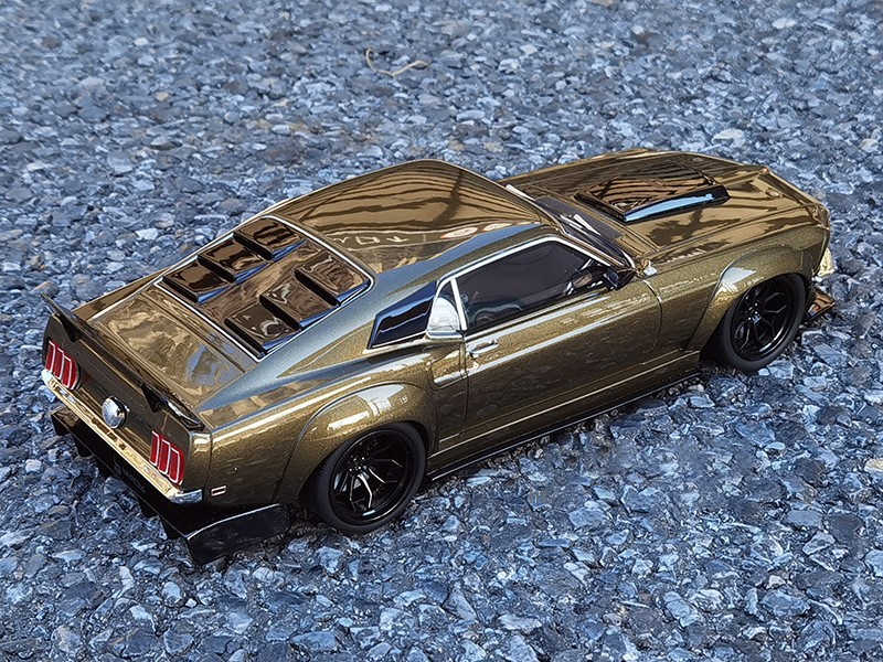 1:18 Scale Ford Prior Wide Body Modification Resin Car Model Adult Child Holiday Gift Toy Display Souvenir Decoration 1:18 Scale Ford Prior Wide Body Modification Resin Car Model Adult Child Holiday Gift Toy Display Souvenir Decoration