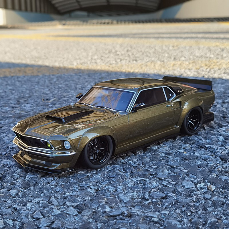 1:18 Scale Ford Prior Wide Body Modification Resin Car Model Adult Child Holiday Gift Toy Display Souvenir Decoration 1:18 Scale Ford Prior Wide Body Modification Resin Car Model Adult Child Holiday Gift Toy Display Souvenir Decoration