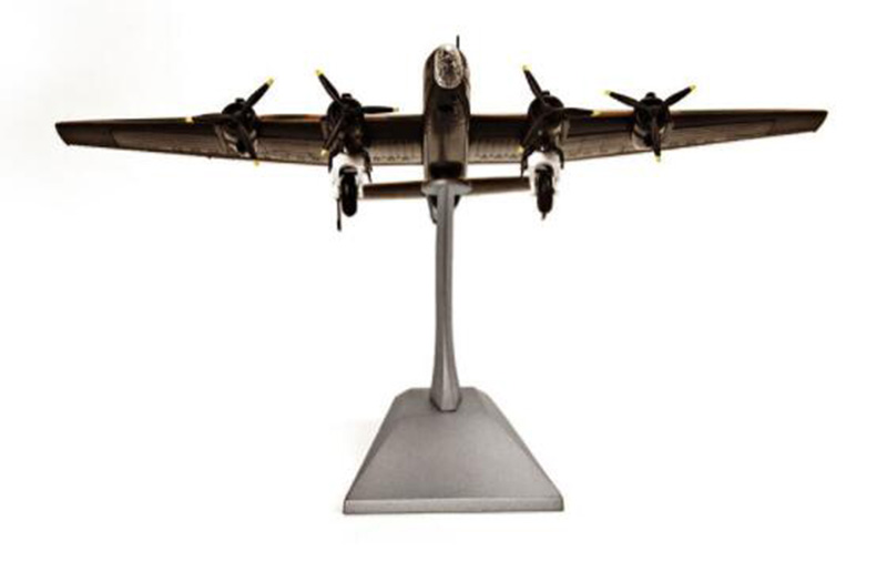 1/144 scale Halifax Retro fighter airplane model WWII Bomber Alloy aircraft adult children toys display Decoration collections