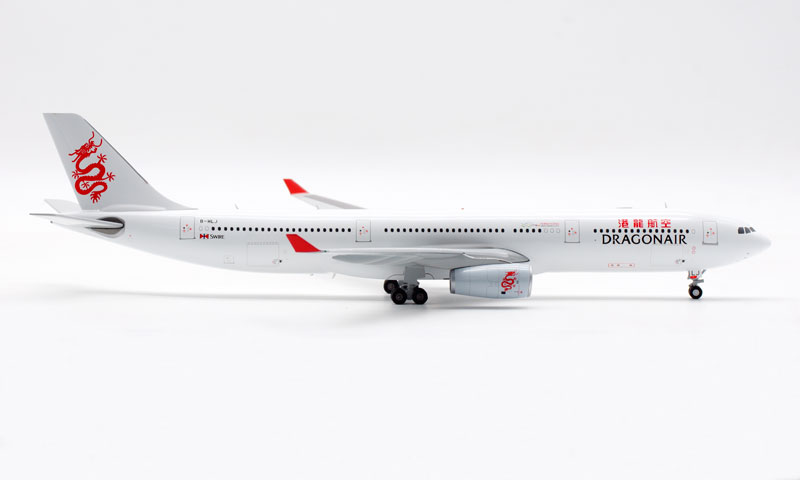 1:200 Scale B-HLJ Dragonair airlines airplane model A330-300 toys aircraft diecast Metal alloy plane gifts for kids 1:200 Scale B-HLJ Dragonair airlines airplane model A330-300 toys aircraft diecast Metal alloy plane gifts for kids