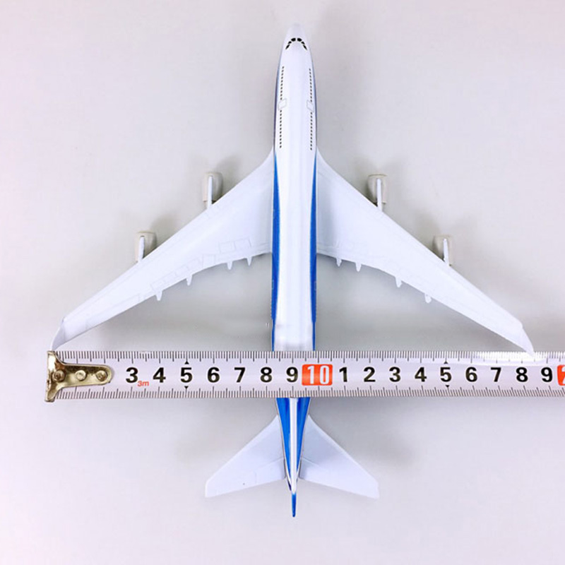20CM Alloy airplane 1/300 scale BoeingB-747 airlines aircraft model W base static diecast collectible display toy kids Gifts