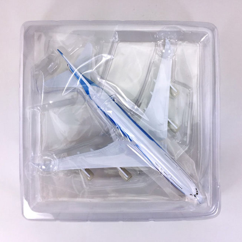 20CM Alloy airplane 1/300 scale BoeingB-747 airlines aircraft model W base static diecast collectible display toy kids Gifts