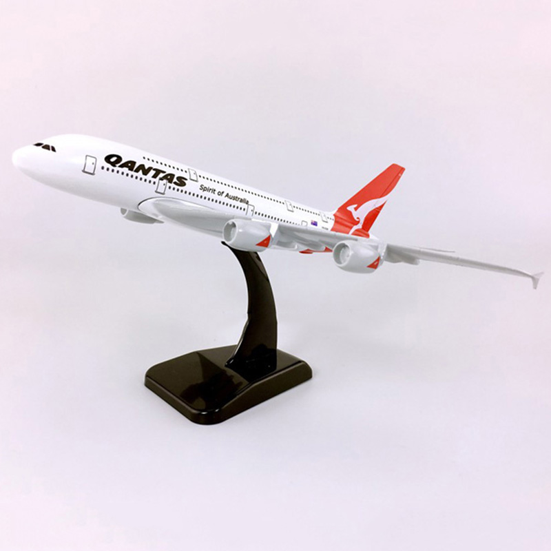 18CM 1:400 Airbus A380 QANTAS Australian Airlines model Alloy airplane plane static W base Diecasting collectible aircraft toy 18CM 1:400 Airbus A380 QANTAS Australian Airlines model Alloy airplane plane static W base Diecasting collectible aircraft toy