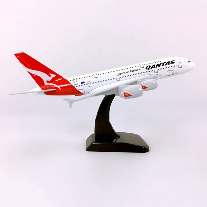 18CM 1:400 Airbus A380 QANTAS Australian Airlines model Alloy airplane plane static W base Diecasting collectible aircraft toy 18CM 1:400 Airbus A380 QANTAS Australian Airlines model Alloy airplane plane static W base Diecasting collectible aircraft toy