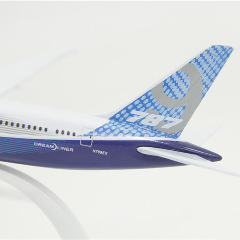 18CM 1/300 Scale Boeing B-787 airline alloy airplane Model with base Diecast aircraft collectible toy Plane kids collection