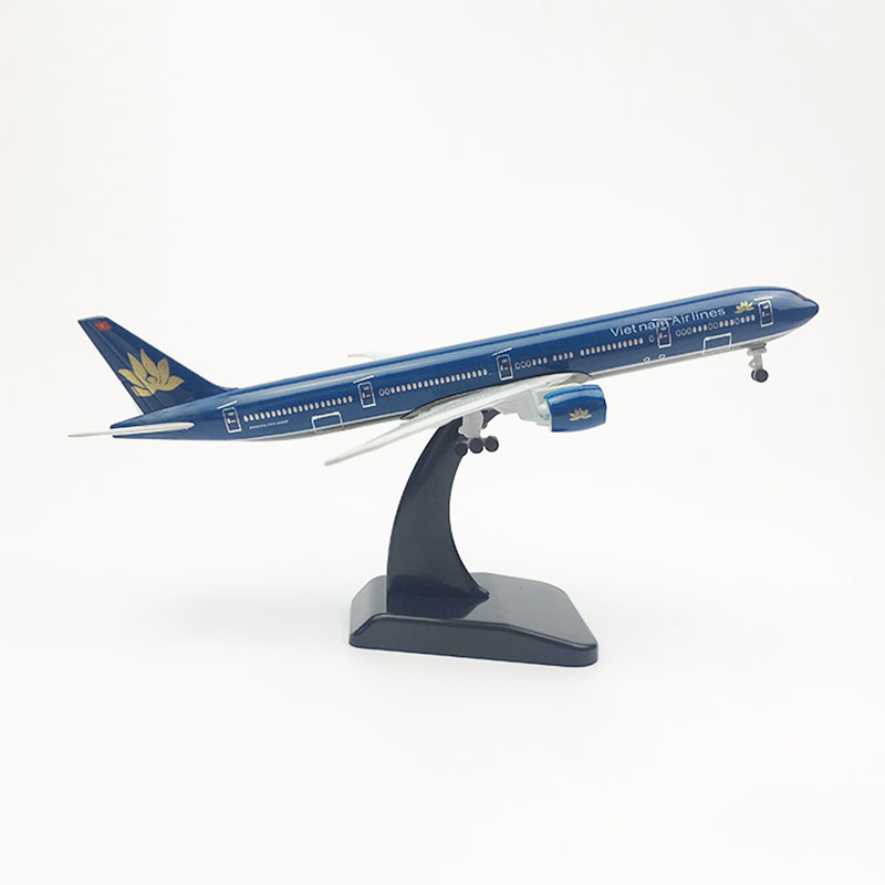 20CM Airbus Boeing B747 B777 A380 A350 Airlines Airplanes Plane Aircraft Alloy Model Toy With Landing Gear Toys For Collections