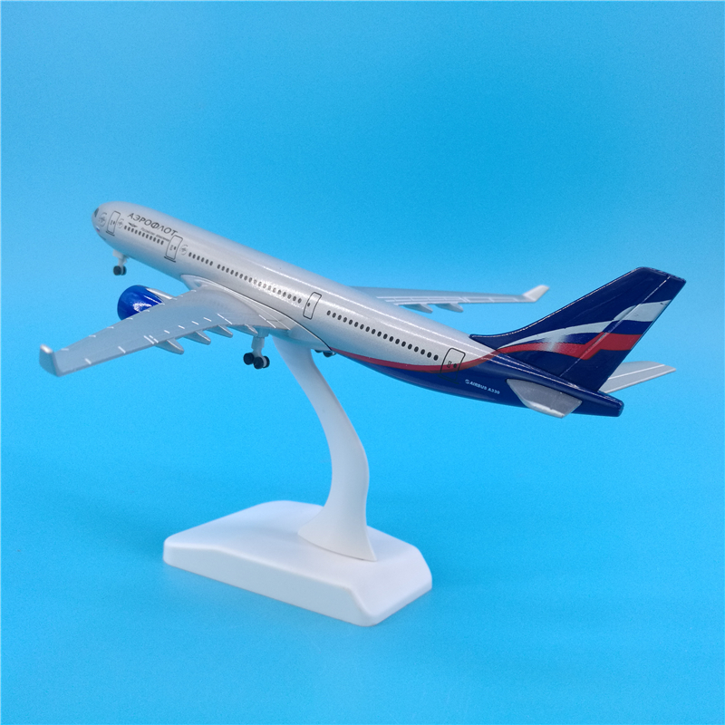 20CM 1:300 Areoflot Air RUSSIA Airplane A330 Model with Base Landing Gears Alloy Aircraft Plane Collectible Gifts Toy Model 20CM 1:300 Areoflot Air RUSSIA Airplane A330 Model with Base Landing Gears Alloy Aircraft Plane Collectible Gifts Toy Model