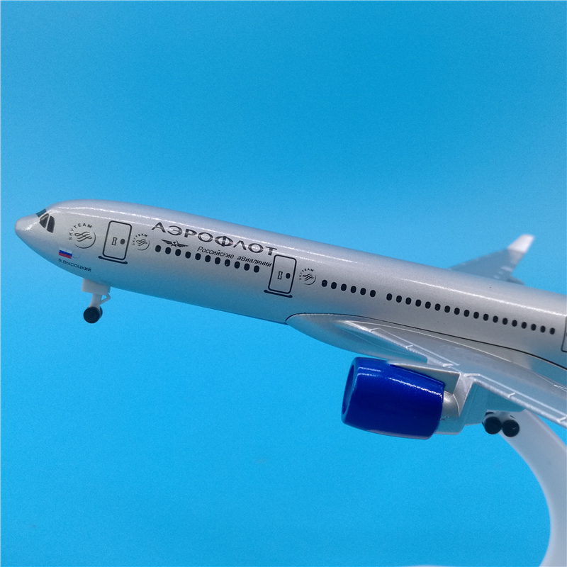 20CM 1:300 Areoflot Air RUSSIA Airplane A330 Model with Base Landing Gears Alloy Aircraft Plane Collectible Gifts Toy Model 20CM 1:300 Areoflot Air RUSSIA Airplane A330 Model with Base Landing Gears Alloy Aircraft Plane Collectible Gifts Toy Model