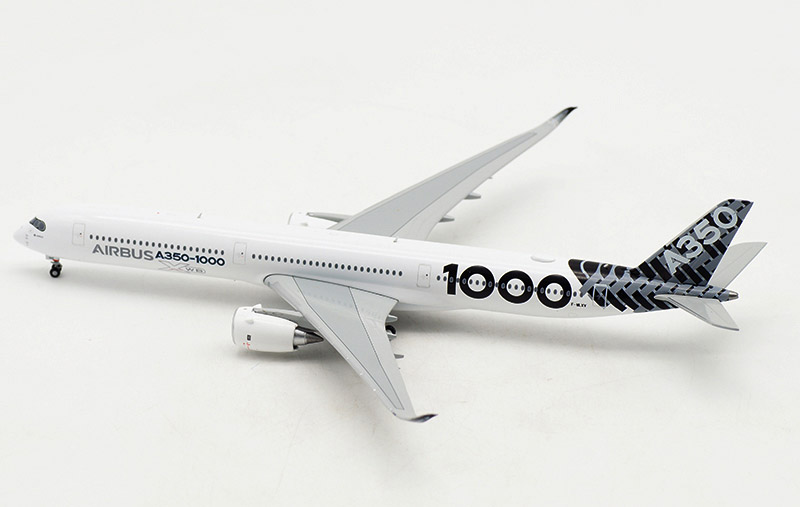 1: 400 scale 18.6CM simulation 350 A350-1000 Airbus passenger airplane landing gear alloy model toy collection display gift