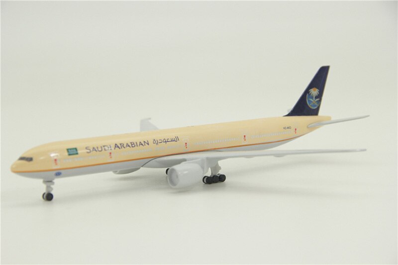 Boeing B777-300 model 19CM 1:400SAUDI ARABIAN AIRLINES with plastic base alloy aircraft plane display static model collectible Boeing B777-300 model 19CM 1:400SAUDI ARABIAN AIRLINES with plastic base alloy aircraft plane display static model collectible