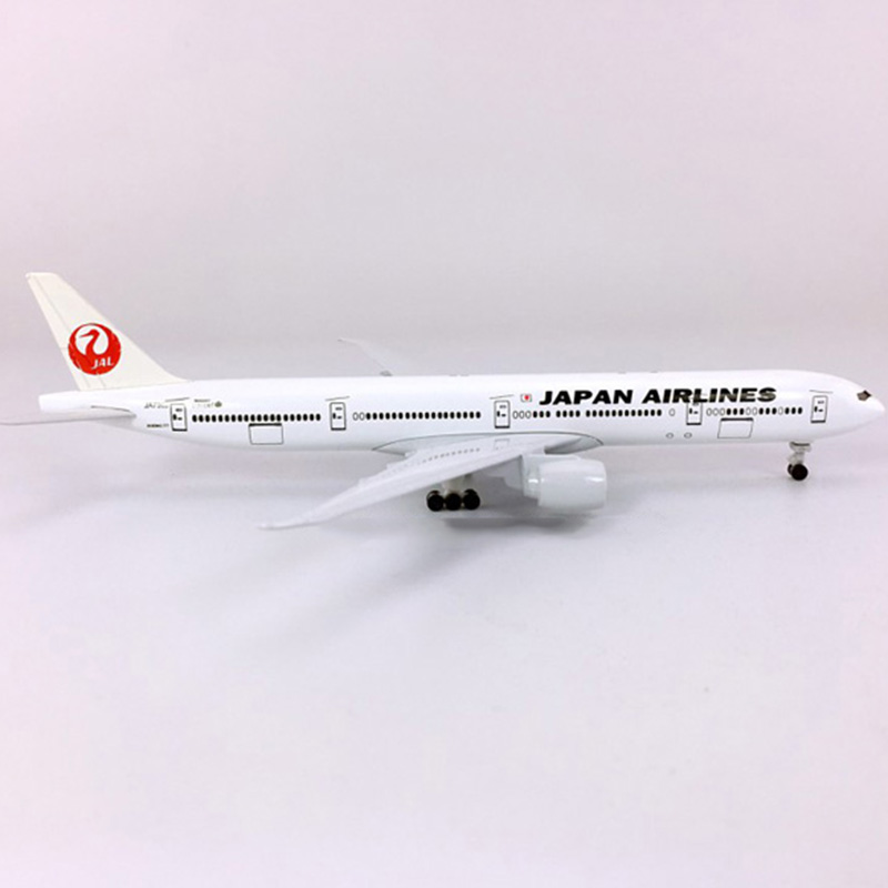 18cm alloy plane 1/400 Scale Boeing 777-300 Model big United airlines airplane With base diecast Toys aircraft kids collectible