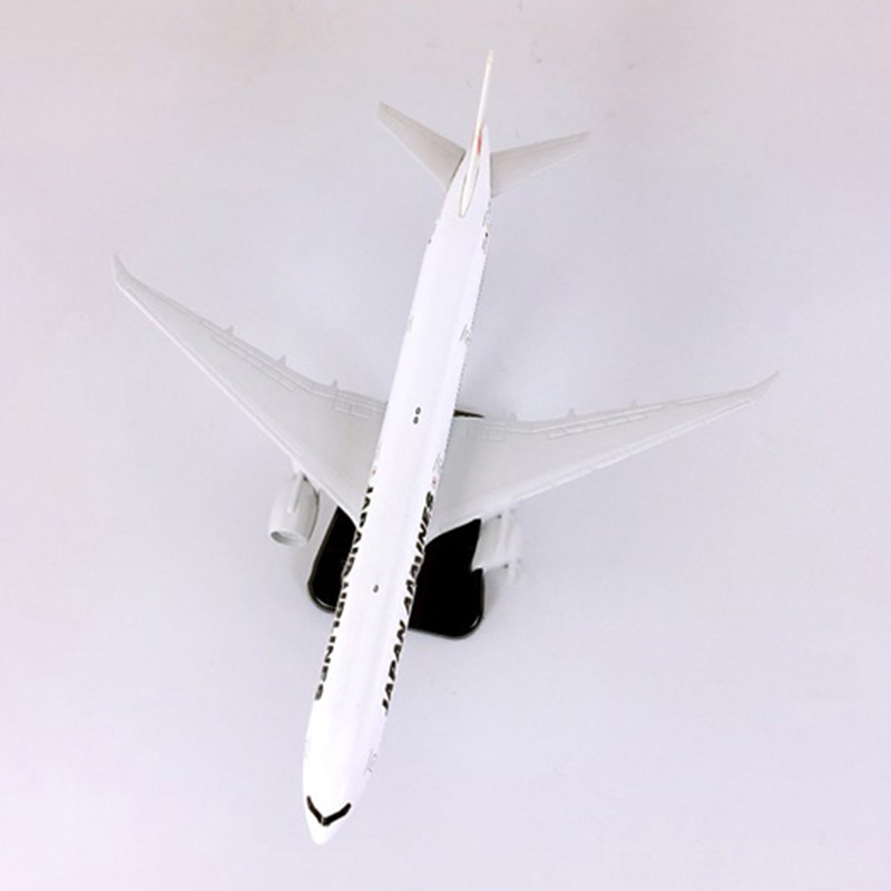 18cm alloy plane 1/400 Scale Boeing 777-300 Model big United airlines airplane With base diecast Toys aircraft kids collectible