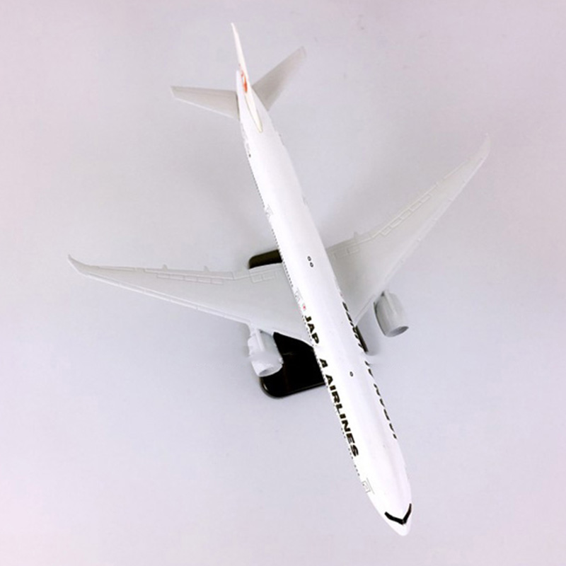 18cm alloy plane 1/400 Scale Boeing 777-300 Model big United airlines airplane With base diecast Toys aircraft kids collectible