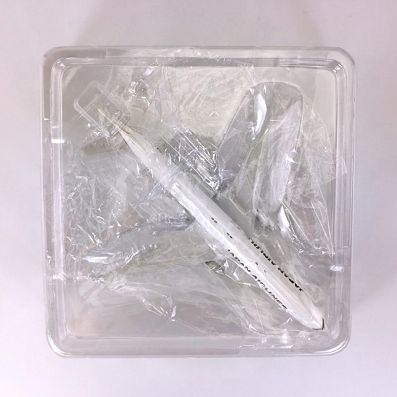 18cm alloy plane 1/400 Scale Boeing 777-300 Model big United airlines airplane With base diecast Toys aircraft kids collectible