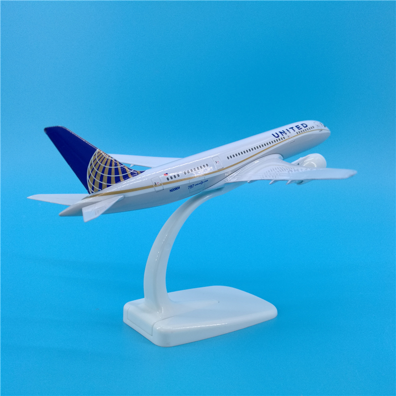 20cm Alloy Aircraft 1/400 Scale Boeing787 United airlines airplane model aircraft W base diecast plastic plane toy gifts for kid