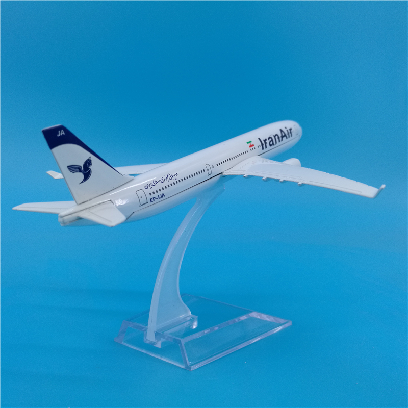 Aviation model with display stand 16CM 1: 400 scale Airbus A330 model Iran Airlines and basic alloy aircraft airplane Aviation model with display stand 16CM 1: 400 scale Airbus A330 model Iran Airlines and basic alloy aircraft airplane